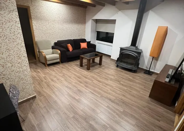 Adilia Villa Padornelo (Castile and Leon)